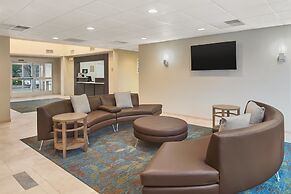 Candlewood Suites Charlotte - Arrowood by IHG