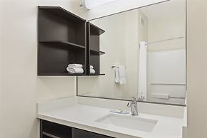 Candlewood Suites Charlotte - Arrowood by IHG