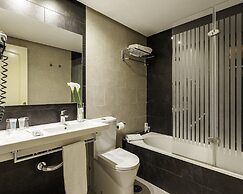 Hotel ILUNION Suites Madrid