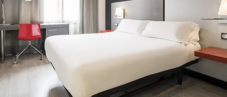 Hotel ILUNION Suites Madrid