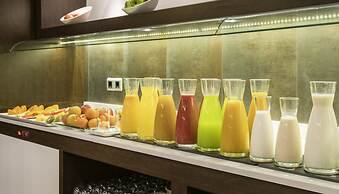 Hotel ILUNION Suites Madrid