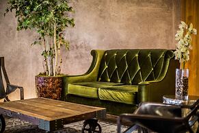 Whitney Peak Hotel Reno, Tapestry Collection by Hilton