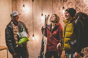 Whitney Peak Hotel Reno, Tapestry Collection by Hilton