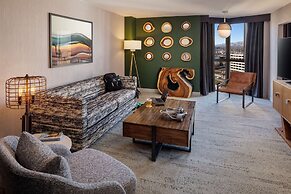 Whitney Peak Hotel Reno, Tapestry Collection by Hilton