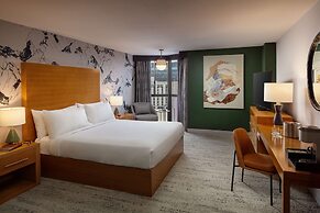 Whitney Peak Hotel Reno, Tapestry Collection by Hilton