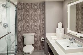 Whitney Peak Hotel Reno, Tapestry Collection by Hilton