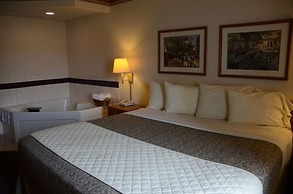 FairBridge Inn & Suites in Thorp, WI