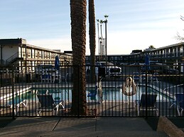 SureStay Hotel by Best Western Phoenix Airport