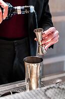 Hôtel de Berri Champs-Élysées, a Luxury Collection Hotel