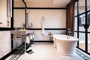 Hôtel de Berri Champs-Élysées, a Luxury Collection Hotel