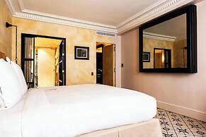 Hôtel de Berri Champs-Élysées, a Luxury Collection Hotel