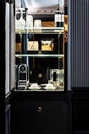 Hôtel de Berri Champs-Élysées, a Luxury Collection Hotel