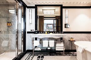 Hôtel de Berri Champs-Élysées, a Luxury Collection Hotel