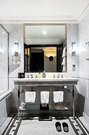 Hôtel de Berri Champs-Élysées, a Luxury Collection Hotel