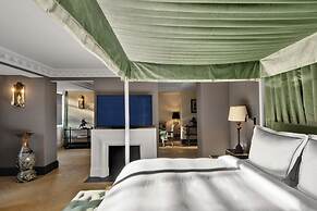 Hôtel de Berri Champs-Élysées, a Luxury Collection Hotel