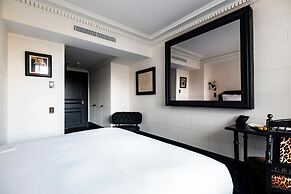 Hôtel de Berri Champs-Élysées, a Luxury Collection Hotel