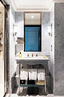 Hôtel de Berri Champs-Élysées, a Luxury Collection Hotel