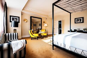 Hôtel de Berri Champs-Élysées, a Luxury Collection Hotel