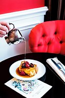 Hôtel de Berri Champs-Élysées, a Luxury Collection Hotel