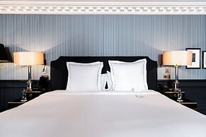 Hôtel de Berri Champs-Élysées, a Luxury Collection Hotel