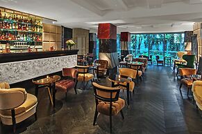 Hôtel de Berri Champs-Élysées, a Luxury Collection Hotel