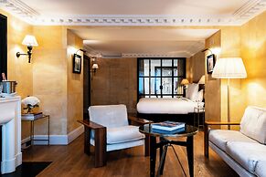 Hôtel de Berri Champs-Élysées, a Luxury Collection Hotel