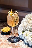 Hôtel de Berri Champs-Élysées, a Luxury Collection Hotel