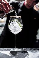 Hôtel de Berri Champs-Élysées, a Luxury Collection Hotel