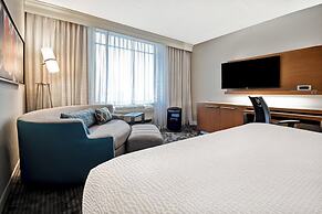Courtyard by Marriott Louisville Airport