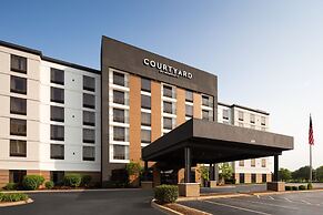 Courtyard by Marriott Louisville Airport