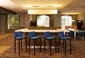 Courtyard by Marriott Louisville Airport