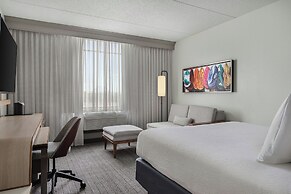Courtyard by Marriott Louisville Airport