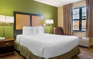 Extended Stay America Suites Detroit Metropolitan Airport
