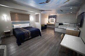 Mid City Inn and Suites