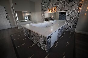 Mid City Inn and Suites