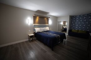 Mid City Inn and Suites