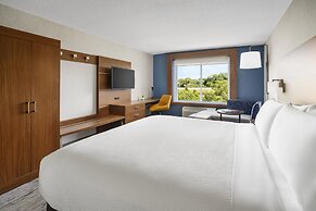 Holiday Inn Express Rochester NE- Irondequoit by IHG