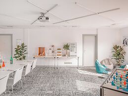 Holiday Inn Toulouse Airport by IHG