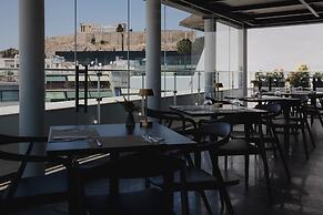 Hera Hotel