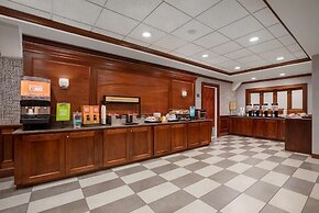 Hampton Inn Long Island-Brookhaven
