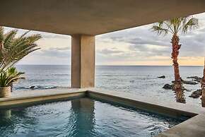 Esperanza, Auberge Collection