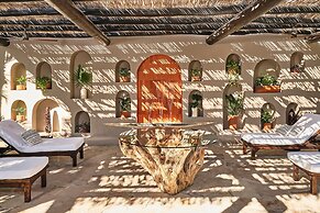 Esperanza, Auberge Collection