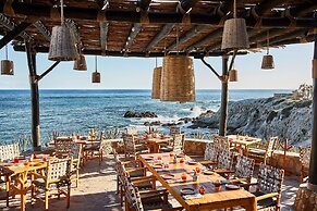 Esperanza, Auberge Collection