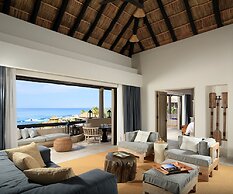 Esperanza, Auberge Collection