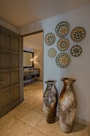 Esperanza, Auberge Collection