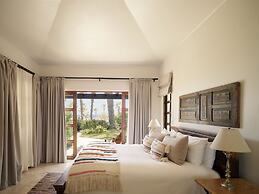 Esperanza, Auberge Collection