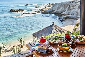 Esperanza, Auberge Collection
