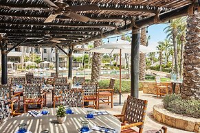Esperanza, Auberge Collection