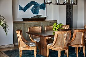 Esperanza, Auberge Collection