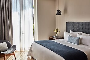 Esperanza, Auberge Collection